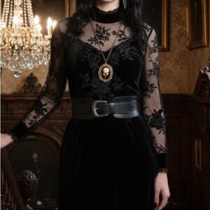 Vintage rose cameo necklace